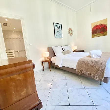 Apartment La Pietonne *