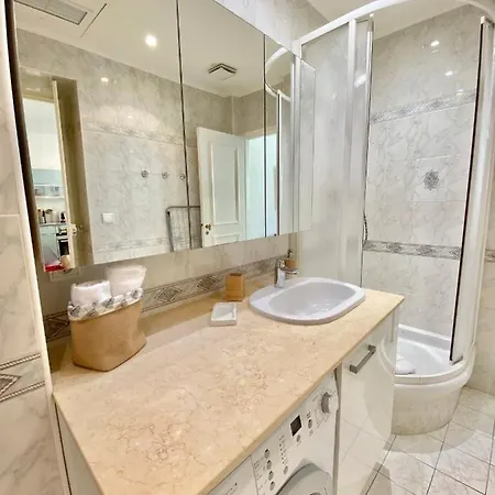 La Pietonne Apartment